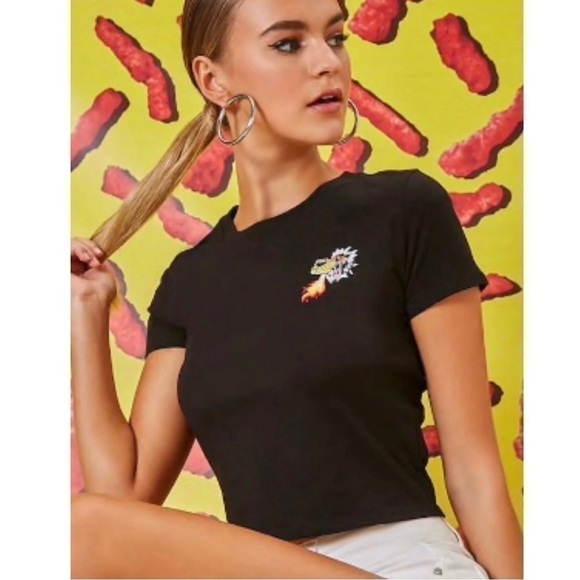 FOREVER 21 Cheetos Flamin’ Hot Black Crop Top (M) Chester Cheetah Tee Shirt F21 - Picture 8 of 8